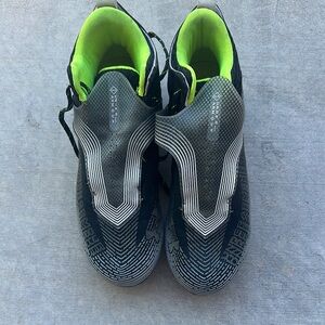 Under Armour Men's Black and Green Athletic Shoes